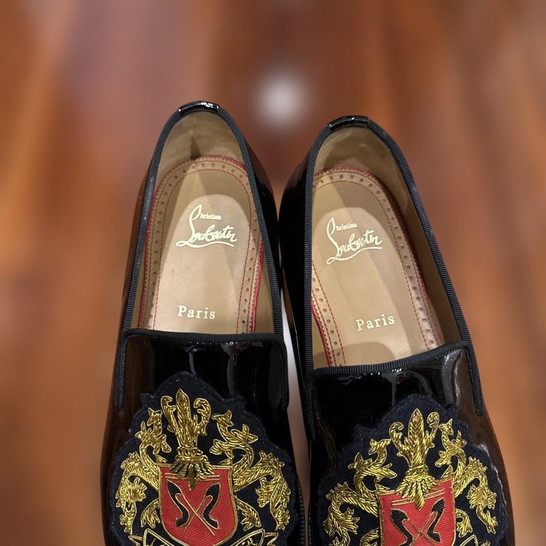 サイズ41 1/2 クリスチャンルブタン エナメルローファー 黒