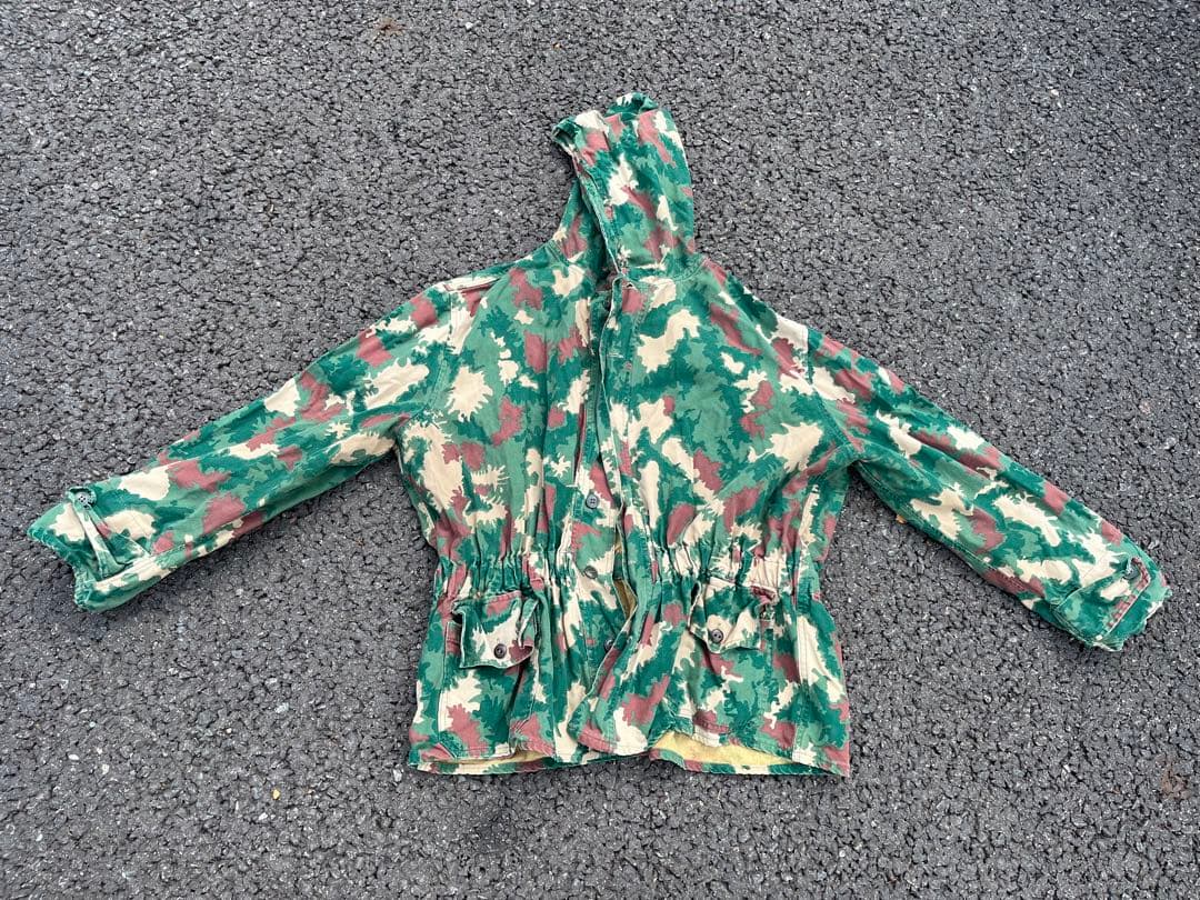 ハンガリー軍　珍しい　ヴィンテージ　迷彩　ツーピース