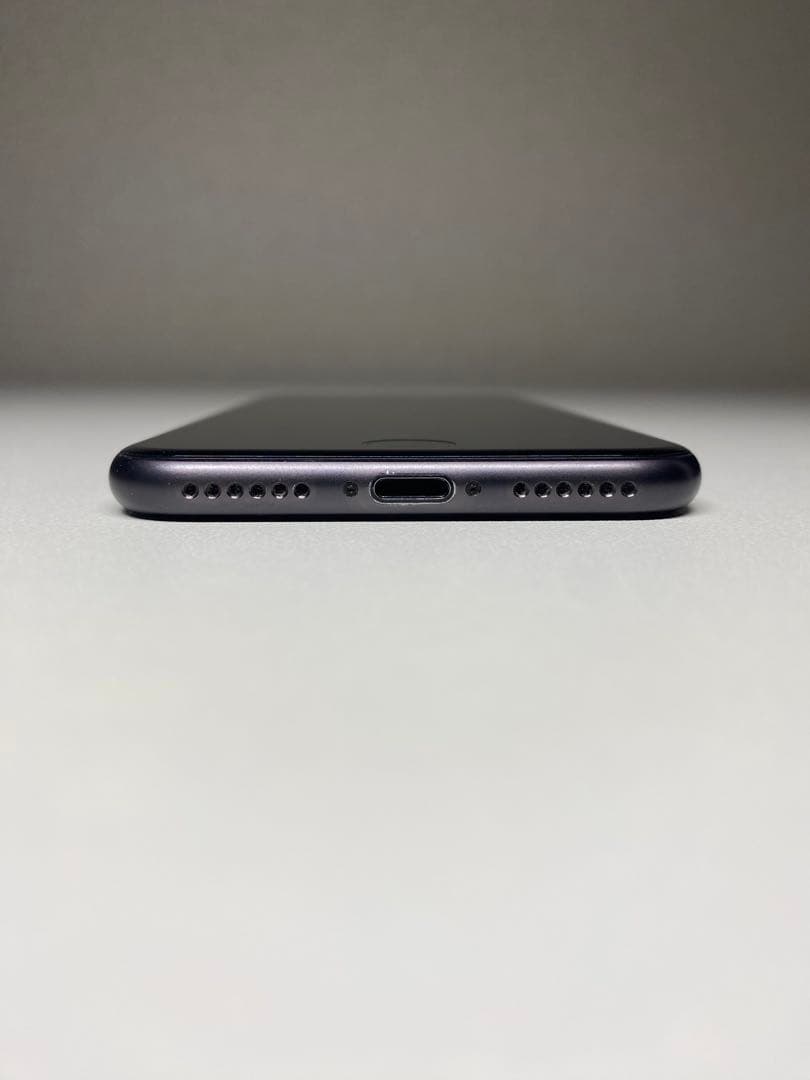 スマートフォン本体 iPhone 8 64GB