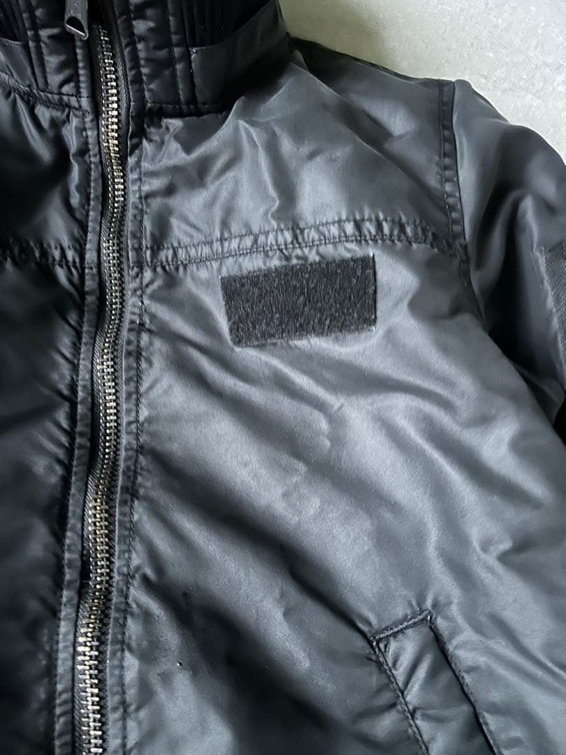 ALPHA INDUSTRIES　MA-1　フライトジャケット　黒　ハイネック