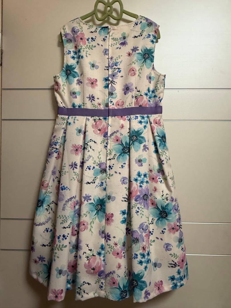 【新品】(タグ付き)ANNA SUIの子供用ワンピース