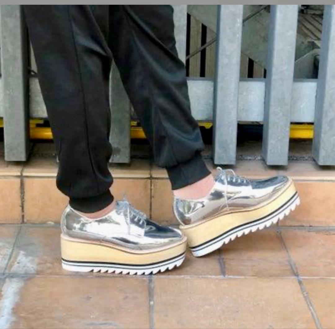 大人気　ジェフリーキャンベル　シャーク厚底シューズ シルバー 即完売カラーY2K