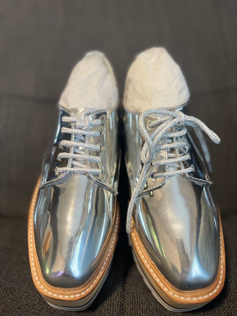 大人気　ジェフリーキャンベル　シャーク厚底シューズ シルバー 即完売カラーY2K