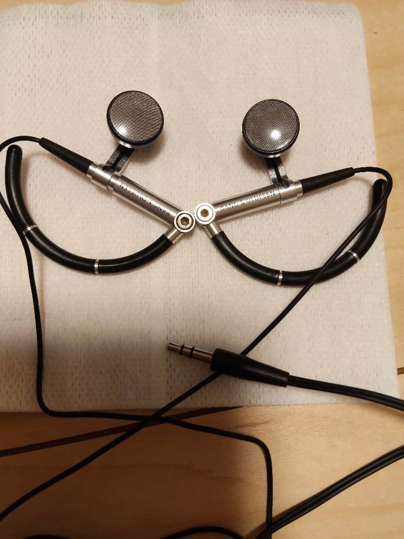 B&O Bang & Olufsen Earphones A8 イヤホン