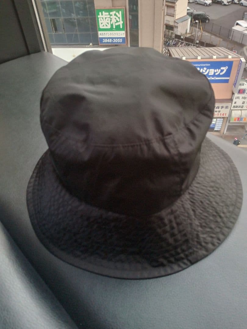 Moncler モンクレール　美品 ブラック バケット ハット