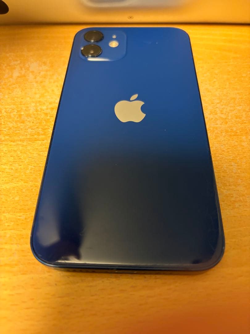 Apple iPhone 12 ブルー
