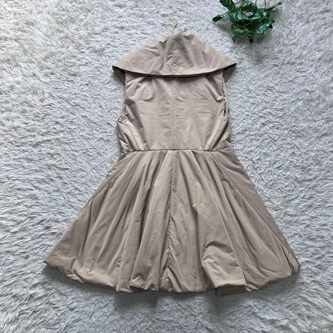 美品 フォクシー ラッフルシェイプ 中綿ロング ジレ コート 女優襟 40