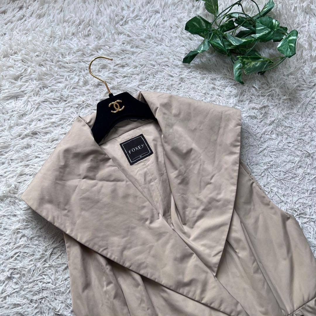 美品 フォクシー ラッフルシェイプ 中綿ロング ジレ コート 女優襟 40