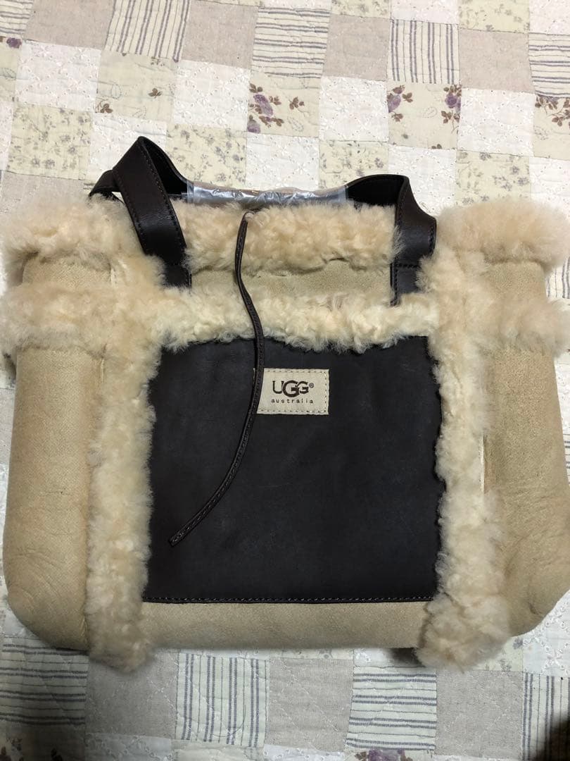 UGG シープスキン トートバッグ