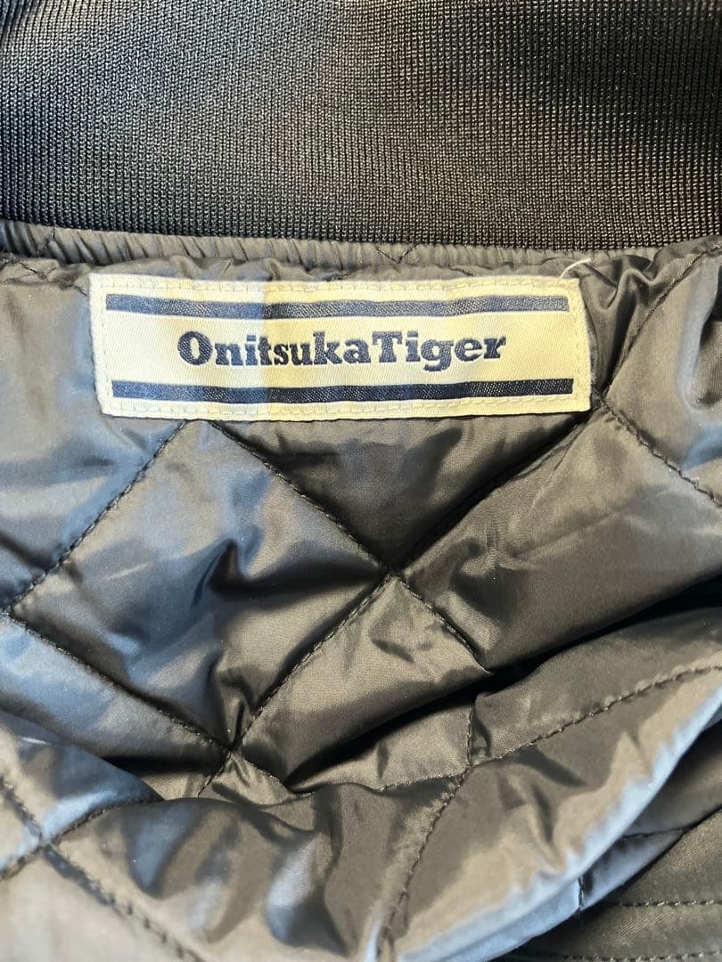 Onitsuka Tiger ブラック MA-1ジャケット