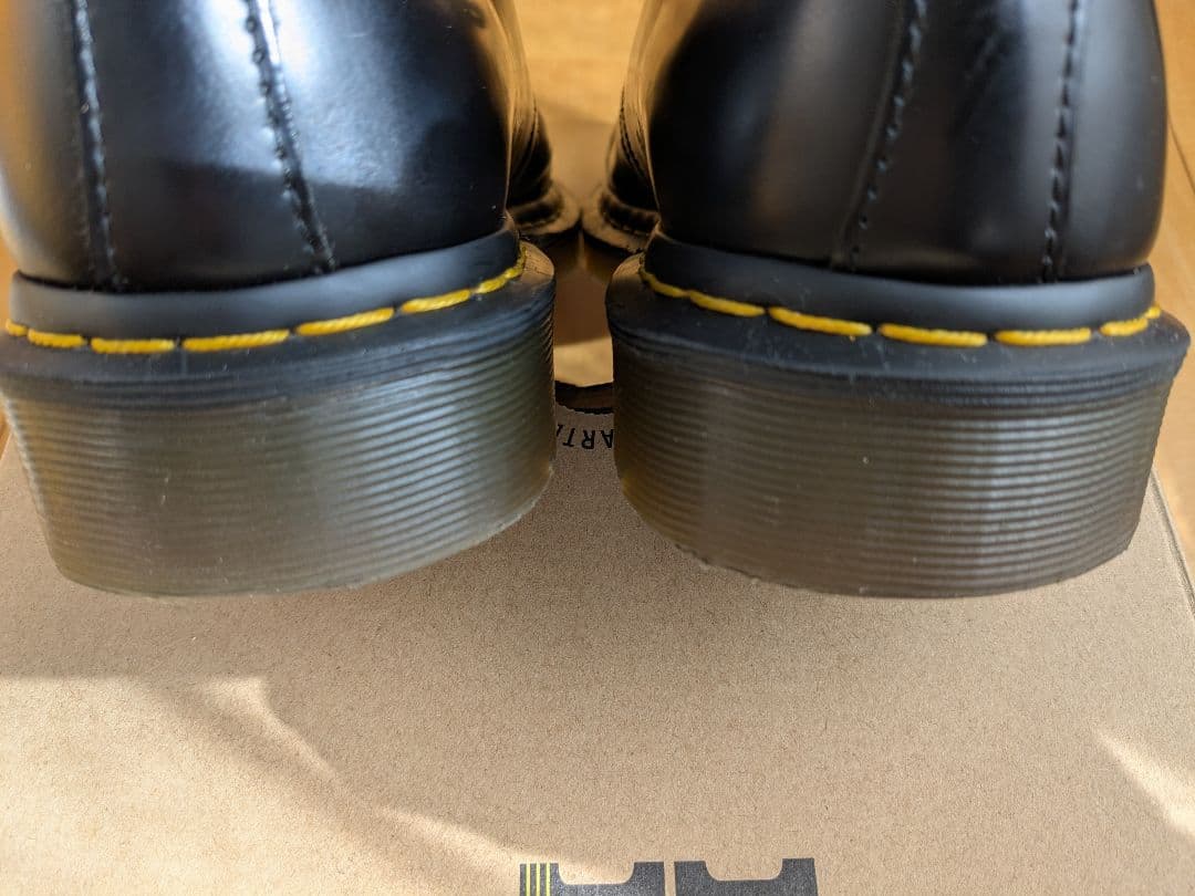 Dr Martens 3ホール UK9