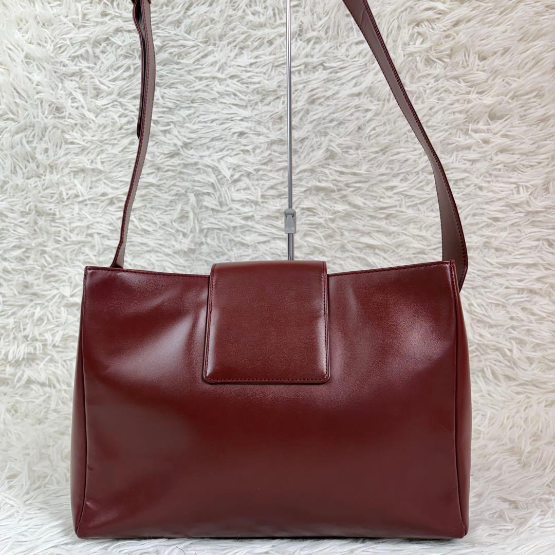 美品✨カルティエ マストライン ショルダーバッグ ターンロック レディース