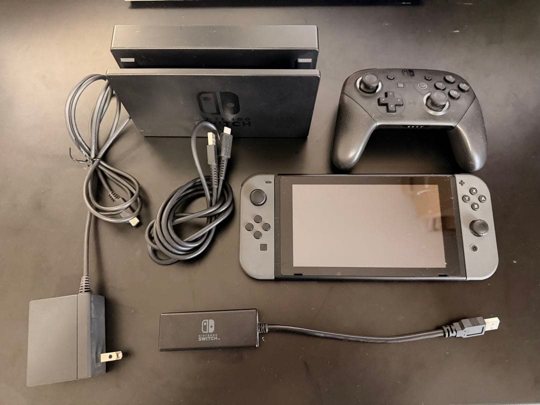 Nintendo Switch 本体＋プロコン、有線LANアダプタ