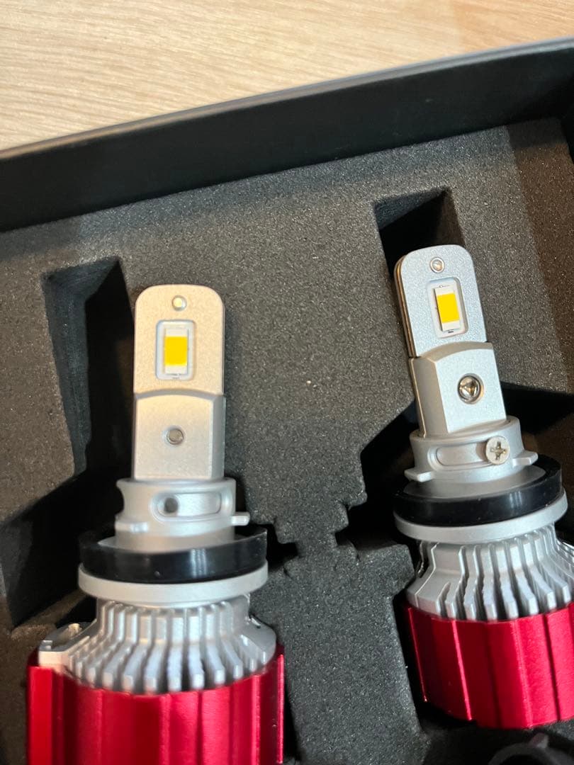 VELENO フォグランプ　10500lm セレナ、デリカ等　値引き中