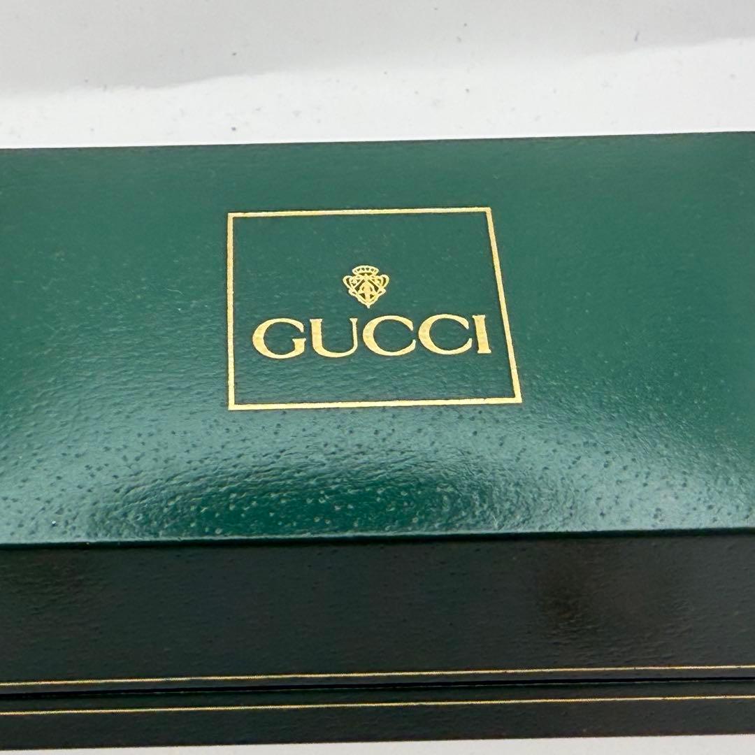 動作未確認　デッドストック　グッチ　チェンジベゼル　クォーツ　ベゼル11個付