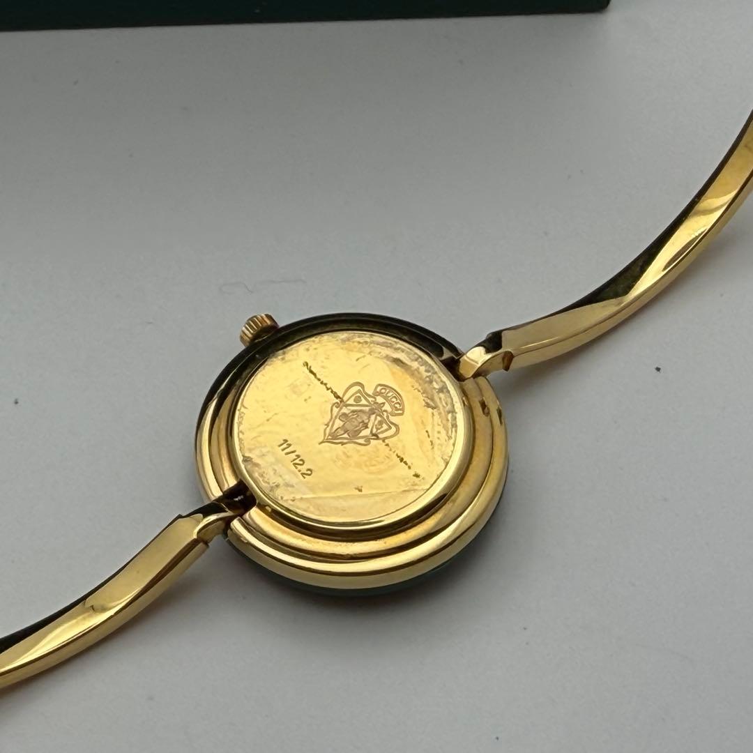 動作未確認　デッドストック　グッチ　チェンジベゼル　クォーツ　ベゼル11個付