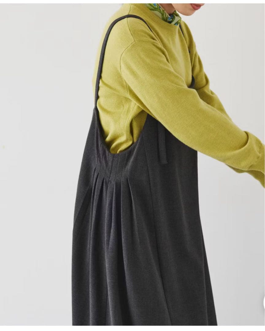 再値下げ！　新品　サロペットスカート　ブラック即日発送