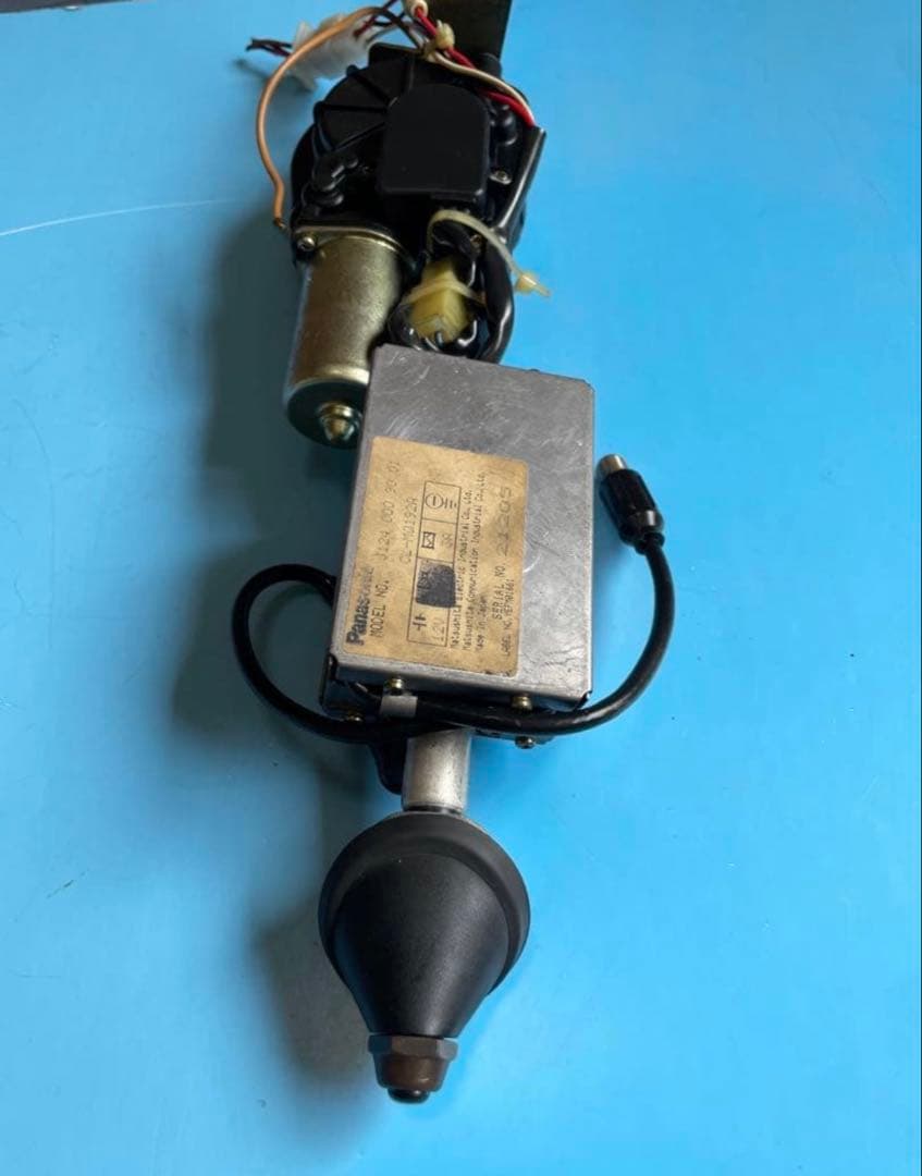 メルセデスベンツ W201 190E ラジオアンテナ