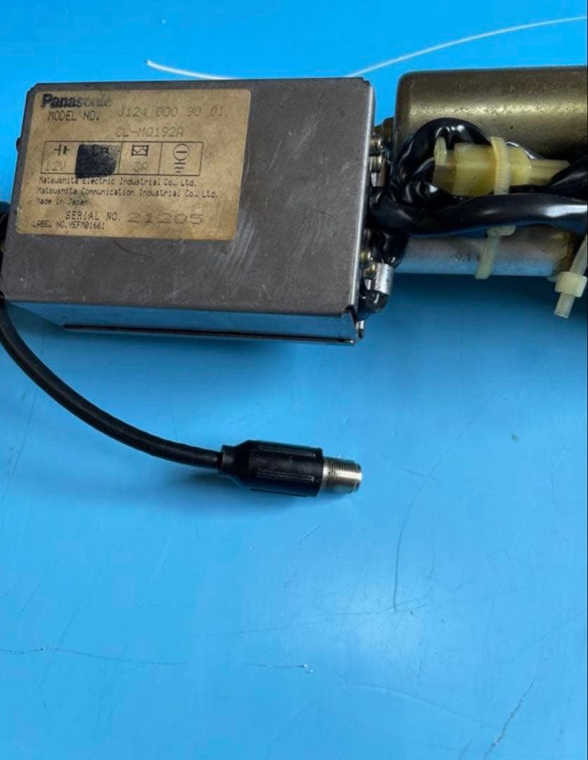 メルセデスベンツ W201 190E ラジオアンテナ