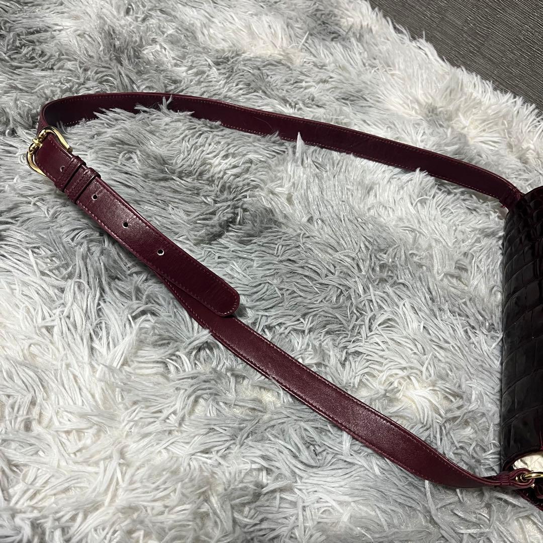 ✨️希少カラー✨️ ジーノトロンバ シャイニングクロコ ショルダーバッグ 赤