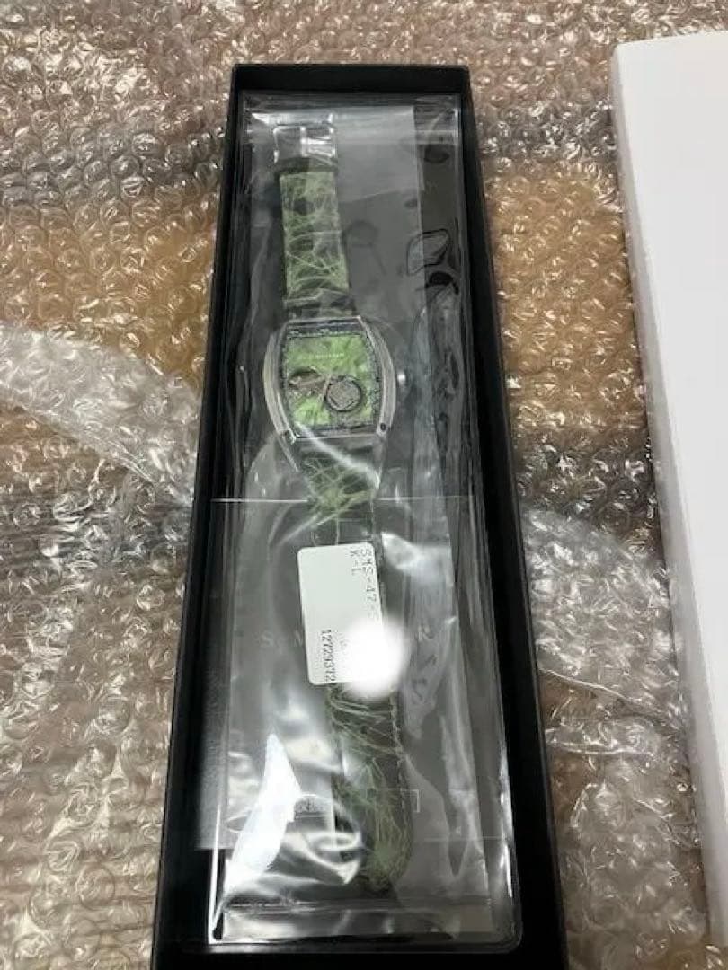 進撃の巨人　コラボ 「和紙」を使用した日本製の機械式腕時計　リヴァイ　モデル