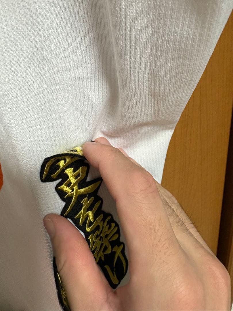 ジャイアンツ　巨人　岡本和真　ユニフォーム