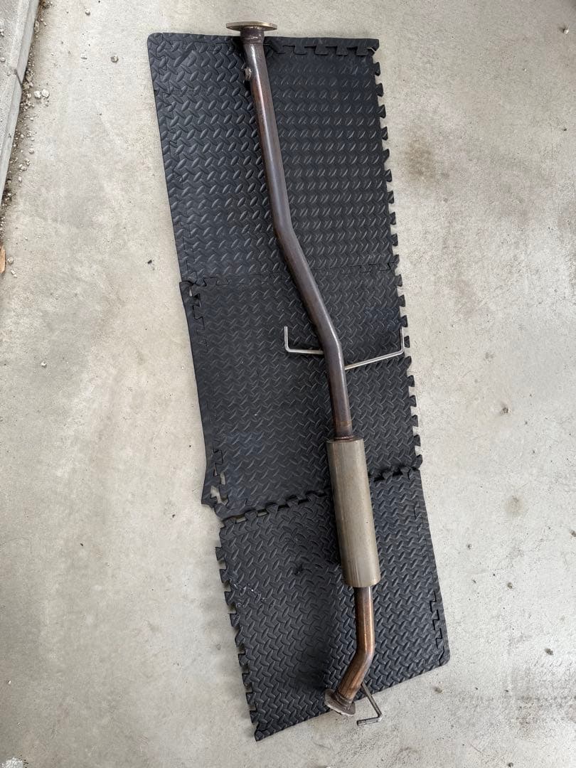 スリーキャッツ製60ハリアー用中間マフラー