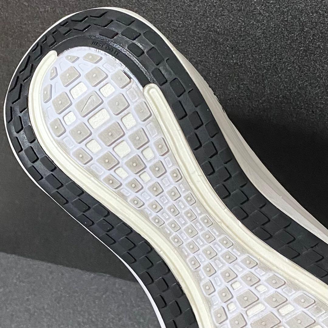 NIKE VOMERO PLUS 28.0cm（ナイキ ズームXボメロプラス）