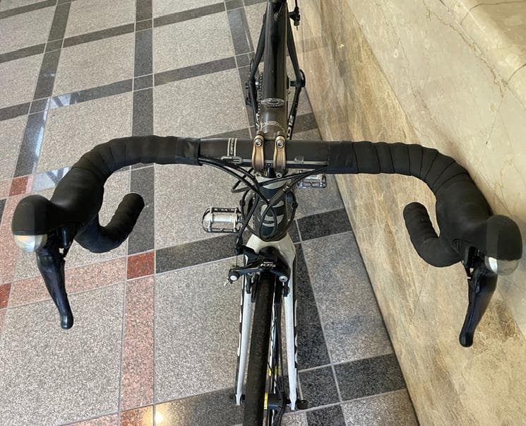 キャノンデール ロードバイク キャドトゥエルブ シマノ105-手渡しのみ