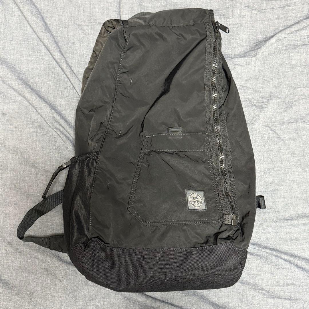STONE  BACKPACK BLACK ストーンアイランド