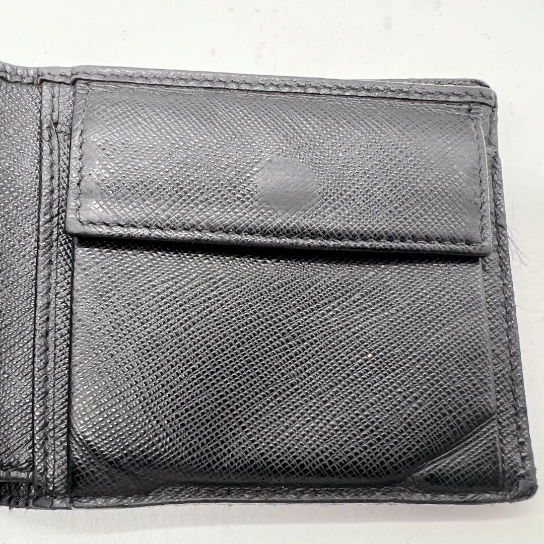 【PRADA】プラダ　サフィアーノ　レザー　二つ折り財布　黒