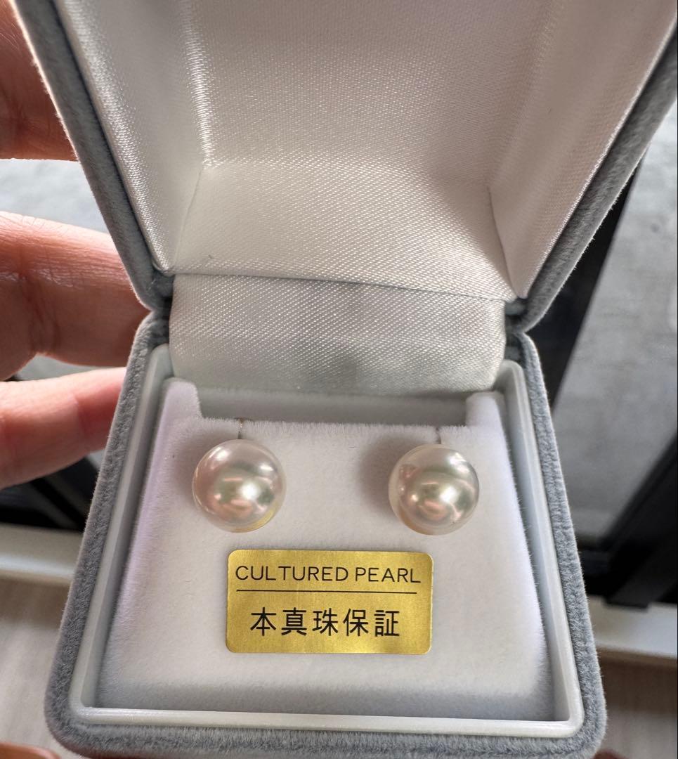 新品　鑑別付き　照り最強　高品質アコヤパールピアス