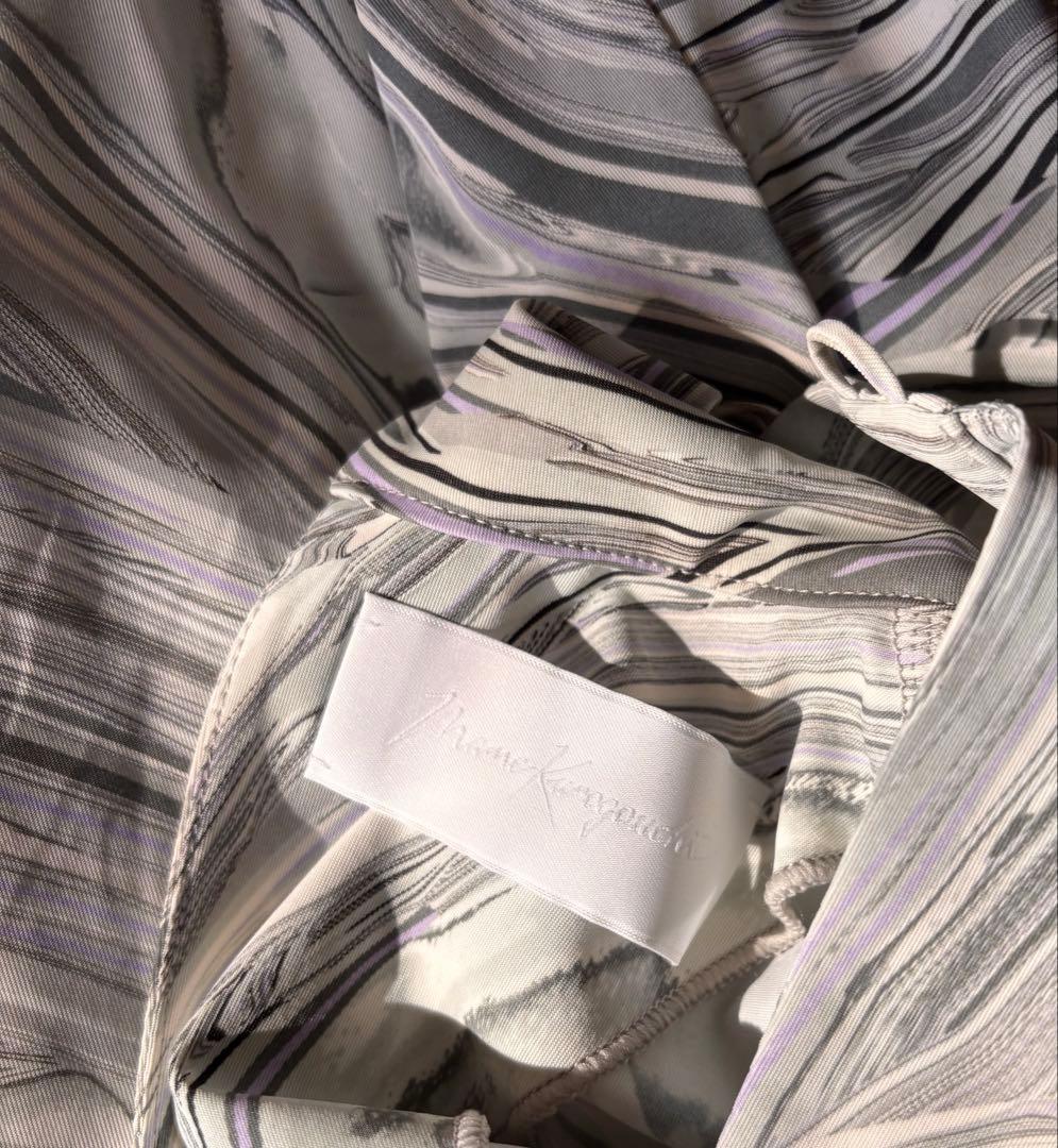 マメクロゴウチ　MM25FW-JS076 グレー マーブル模様 長袖トップス