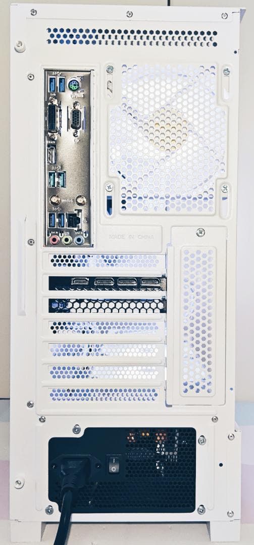 【新品】高性能ゲーミングPC RTX5070 Ryzen7 5700X3D