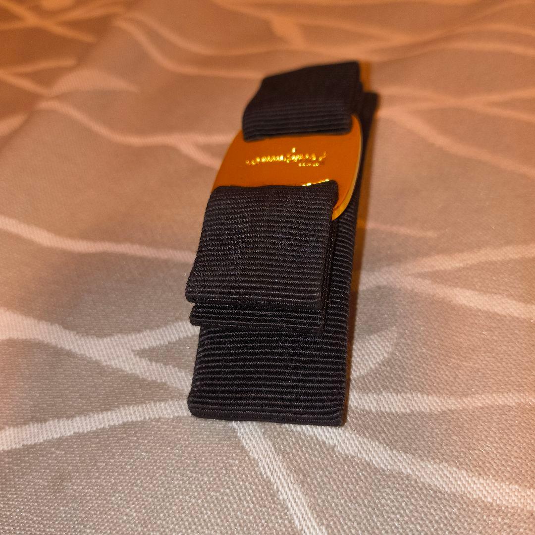 美品 サルヴァトーレフェラガモ リボン バレッタ ダークブラウン ヴァラ