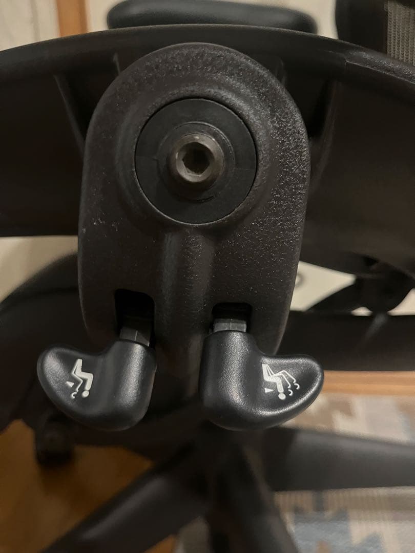 アーロンチェア ハーマンミラー 正規品　旧タイプ