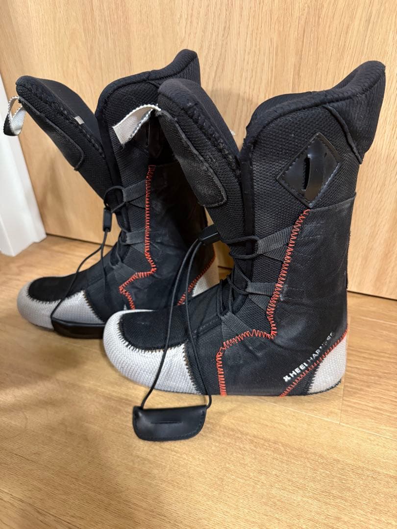 DEELUXE EMPIRE 22-23モデル