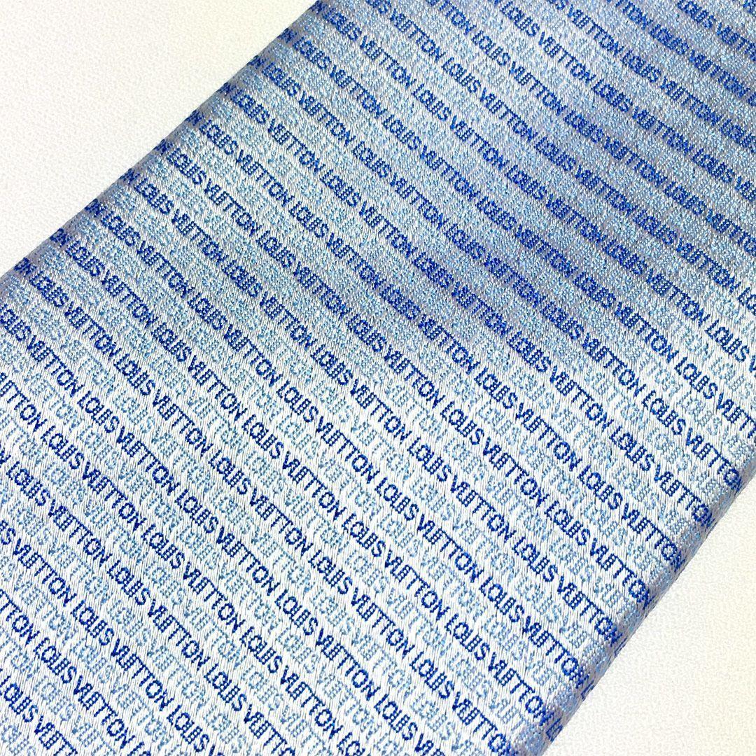未使用級 ルイヴィトン Louis Vuitton ネクタイ ライトブルー 総柄