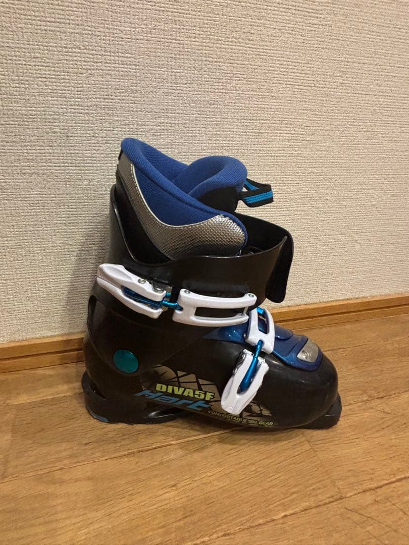 子供用スキー3点セット　スキー板120 、スキーブーツ23 、伸縮式ストック