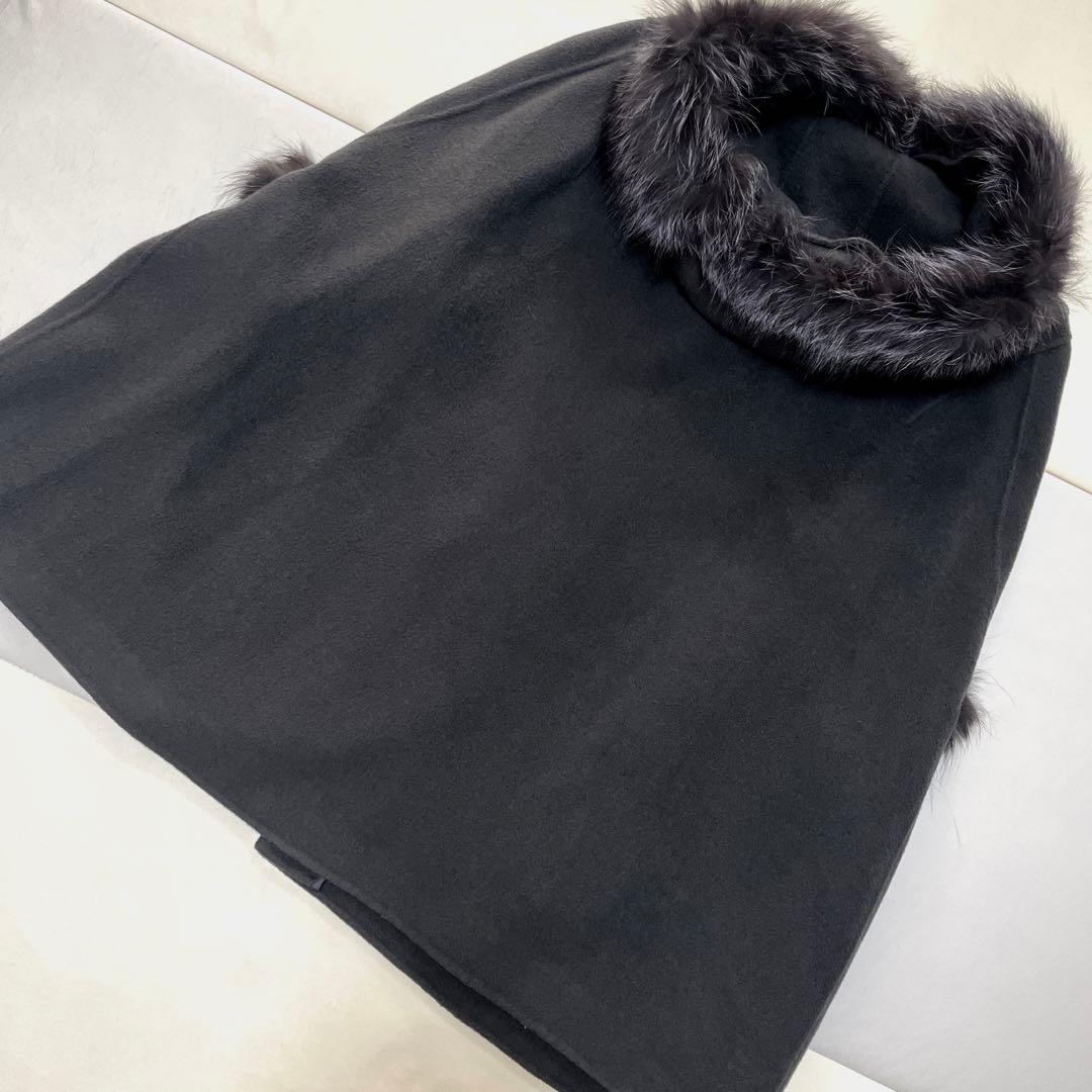 C*ん様 グレースコンチネンタル　リバー FOXポンチョ フード付 ウールコート