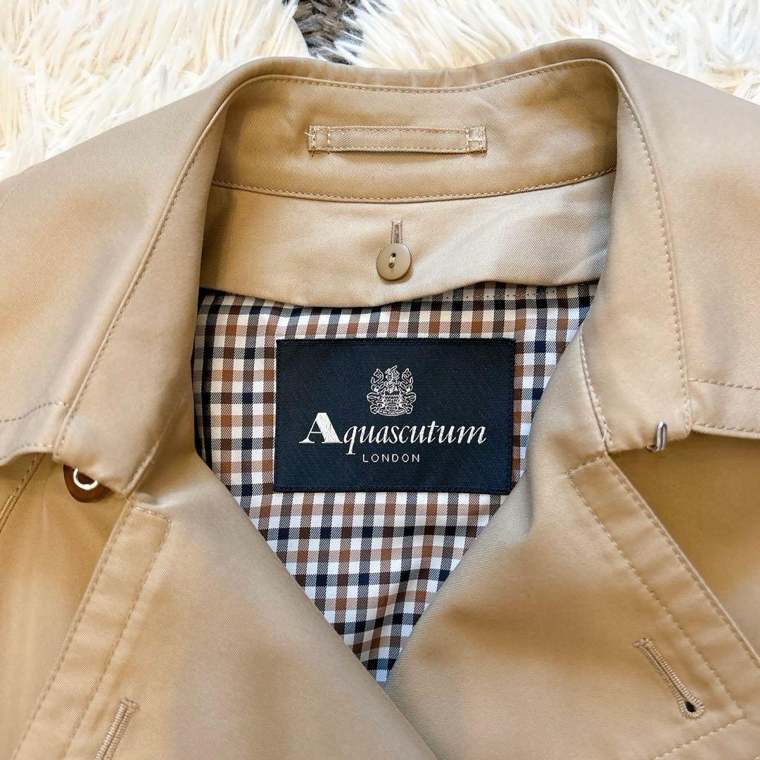 【極美品】アクアスキュータム　ライナー付トレンチコート　チェック ベージュ　４