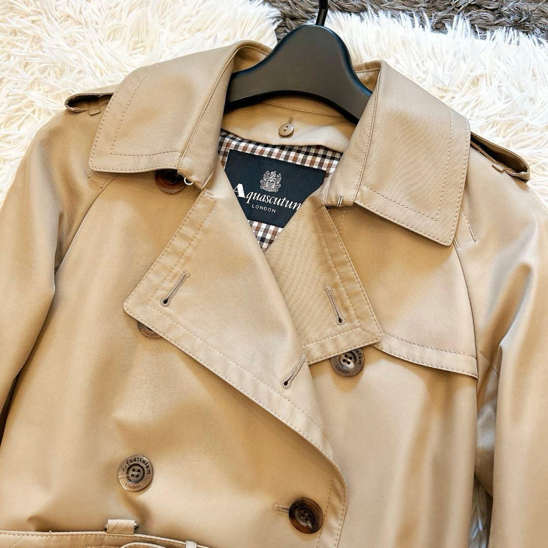 【極美品】アクアスキュータム　ライナー付トレンチコート　チェック ベージュ　４