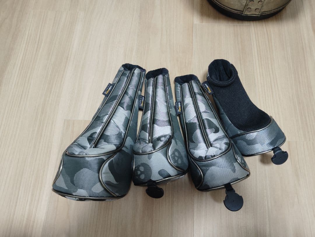 マーク&ロナ　キャディバッグ&カバーセット　カモフラ柄　カーキグレー7口