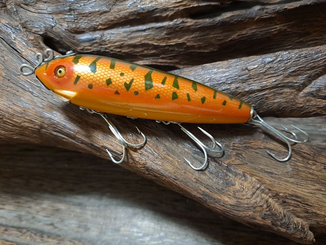 道楽　DOWLUCK　ドウラク　ドライビングミノー　14KCD