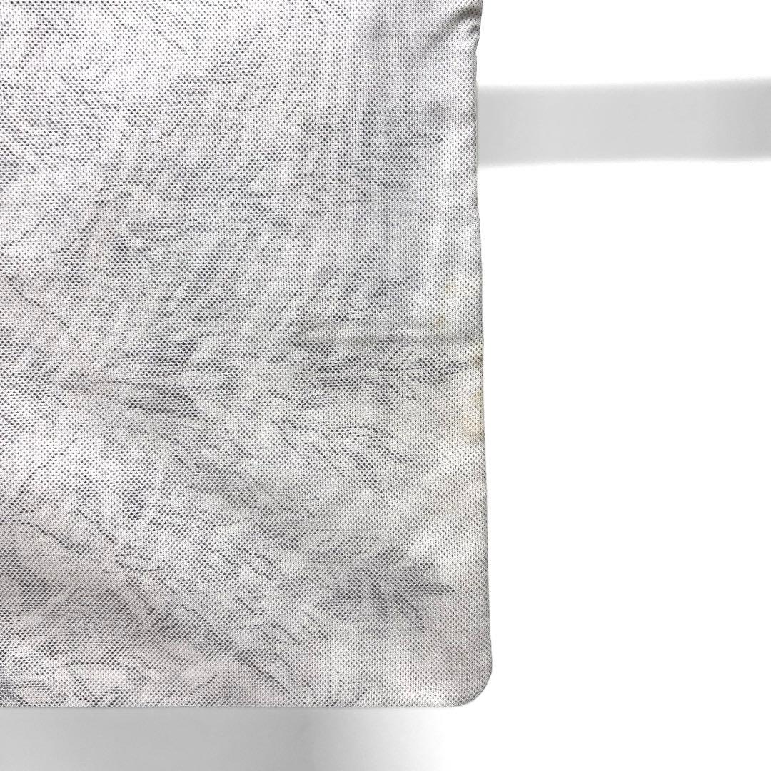 桑原織物　小紋　証紙付き　白大島紬　花模様　リーフ　白地　着物　091w d