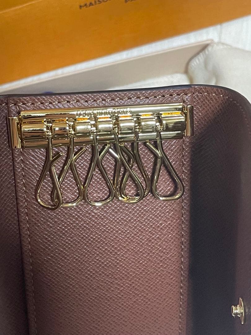 【超美品】LOUIS VUITTONモノグラム ミュルティクレ６連キーケース