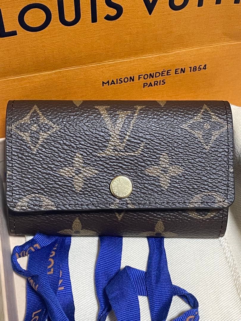 【超美品】LOUIS VUITTONモノグラム ミュルティクレ６連キーケース