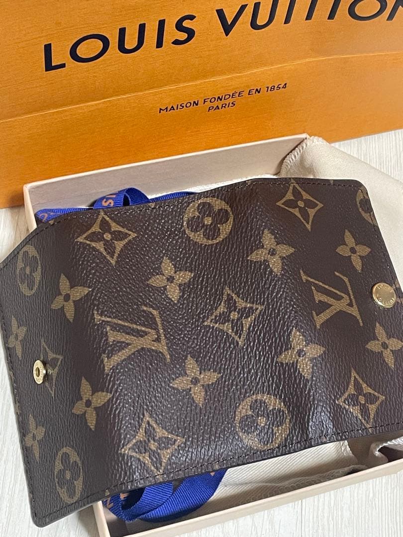 【超美品】LOUIS VUITTONモノグラム ミュルティクレ６連キーケース