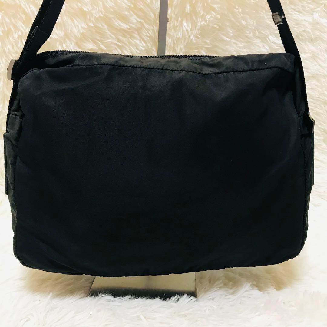 【美品】プラダ カメラバッグ 三角ロゴ ブラック ギャランティカード付属