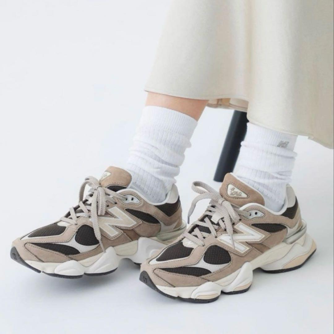 ニューバランス9060 Arid Stone With Black Cement